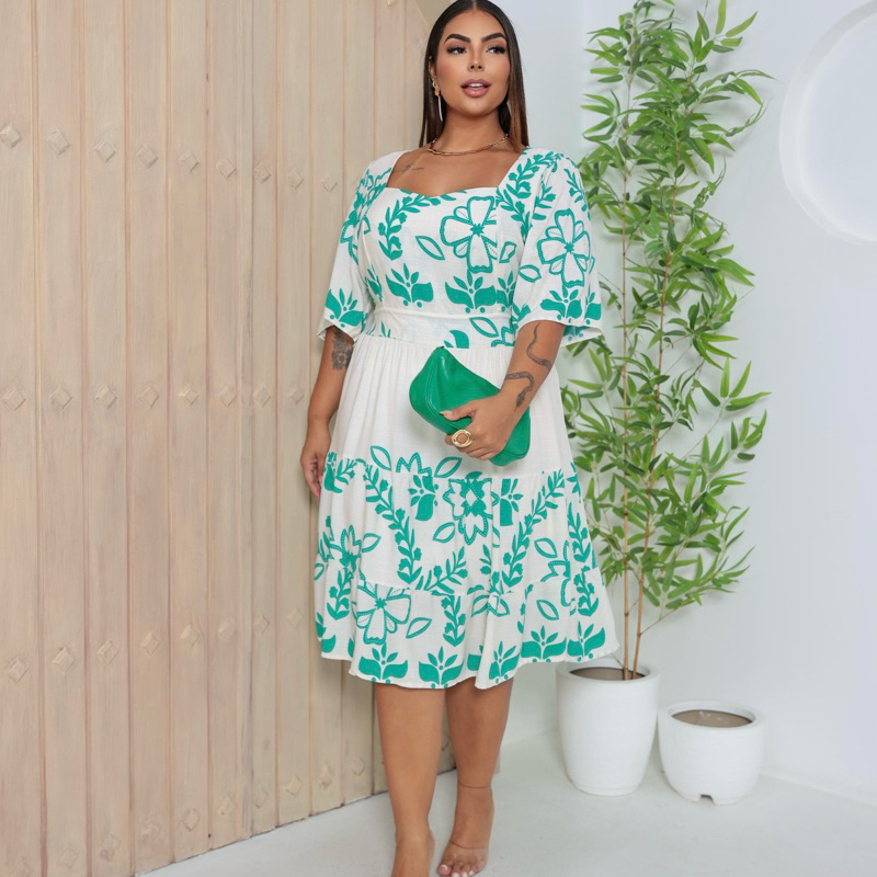 Vestido midi plus size com manga sino | G2 G3