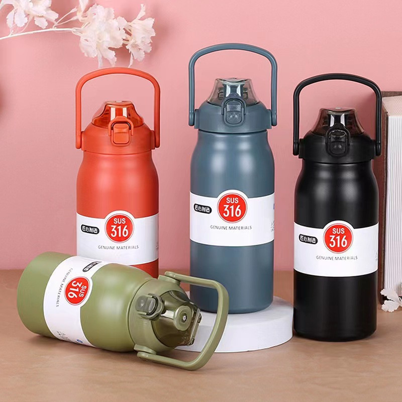 1700ML Garrafa Térmica de Viagem Aço Inox 1,2L+3D Adesivos Água Café Alça Camping Trilha Acampamento